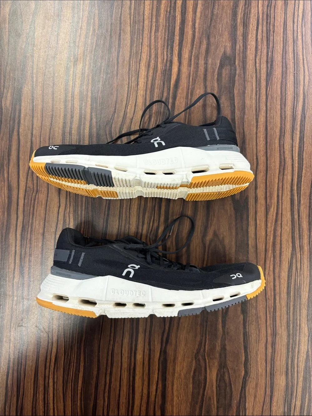 ON - Womens Cloudnova Form 2 Shoes, size 6.5 US womens, color black.